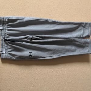 Under Armour sweatpants silver